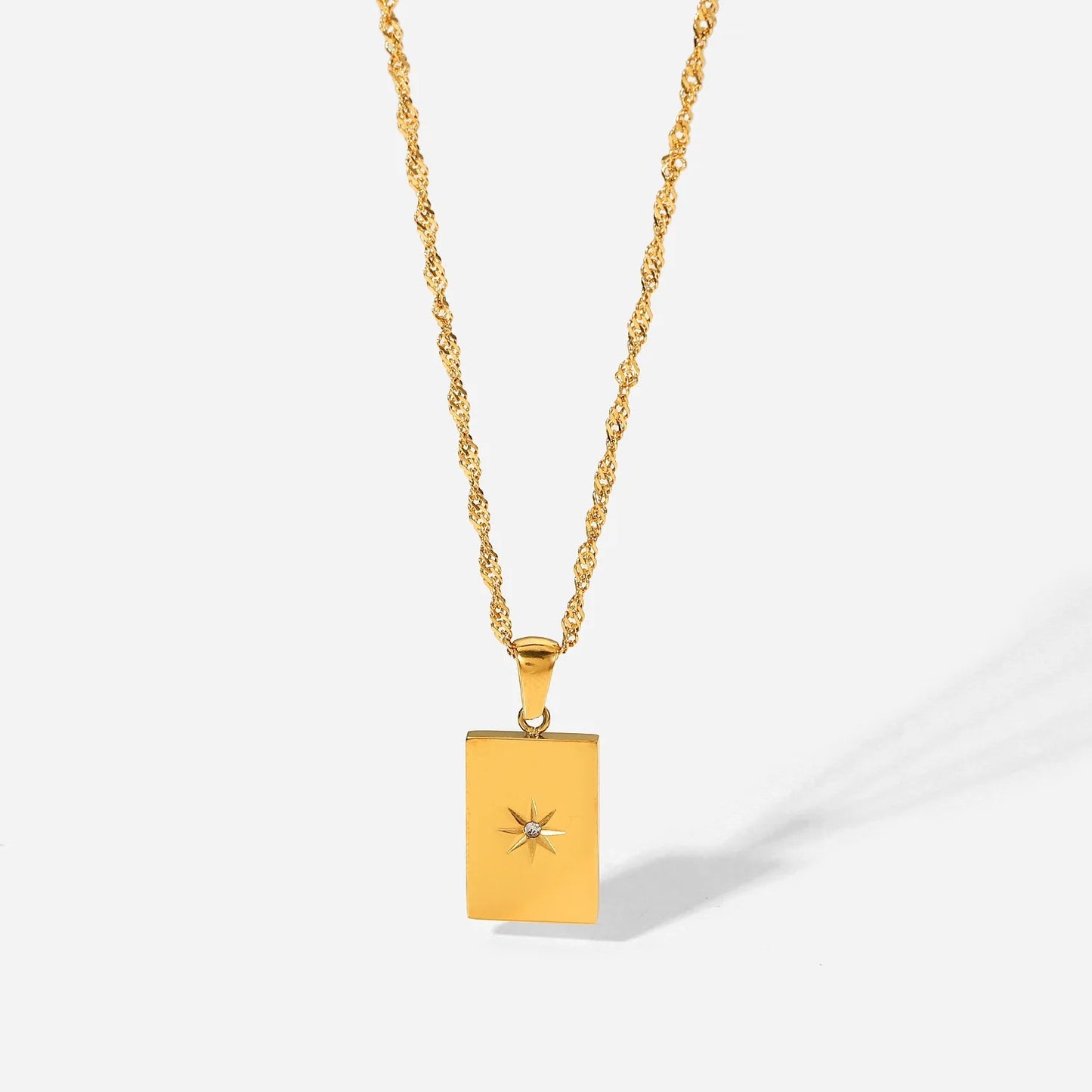 Stunning 18K Gold Plated Star Burst Pendant Necklace