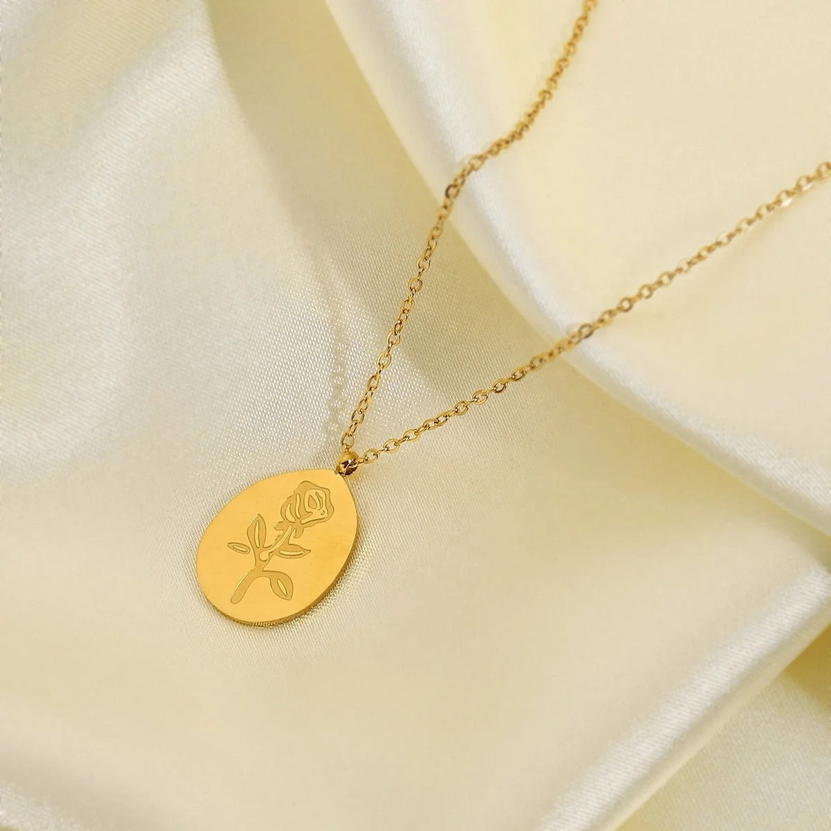 18K Gold Plated Rose Flower Necklace