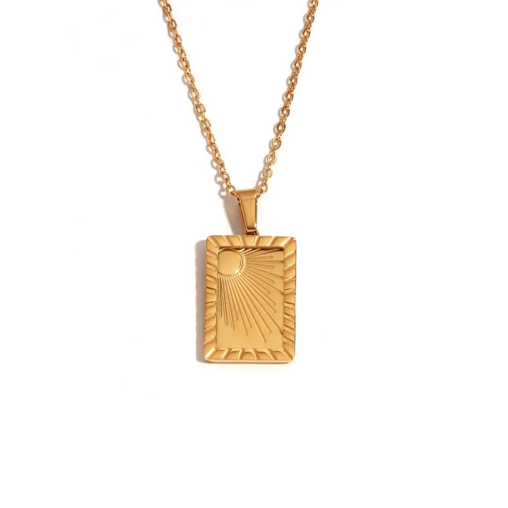 Elegant 18K Gold Sun Pendant Necklace