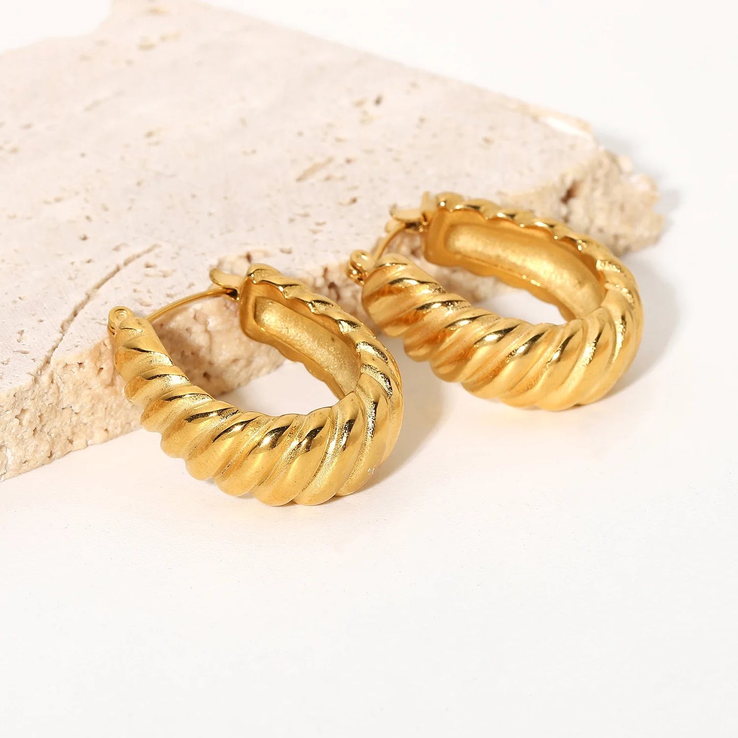 Stylish Double Twist Croissant Hoop Earring