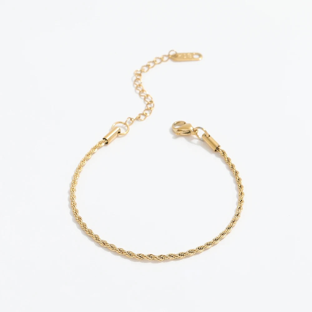 Dainty Gold Rope Chain Bracelet