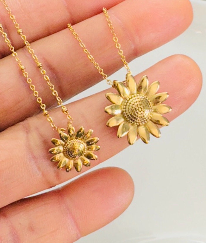 Dainty Daisy Sunflower Pendant Necklace