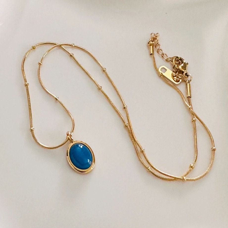 Elegant Aquamarine Stone Pendant Necklace