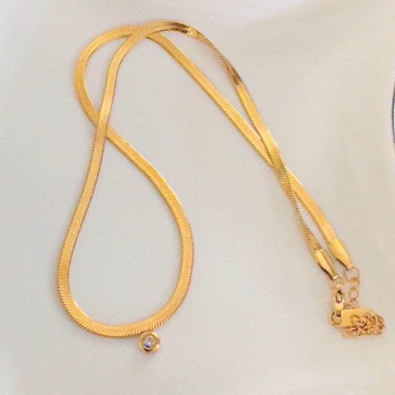 18K Thick Gold Herringbone Snake Necklace
