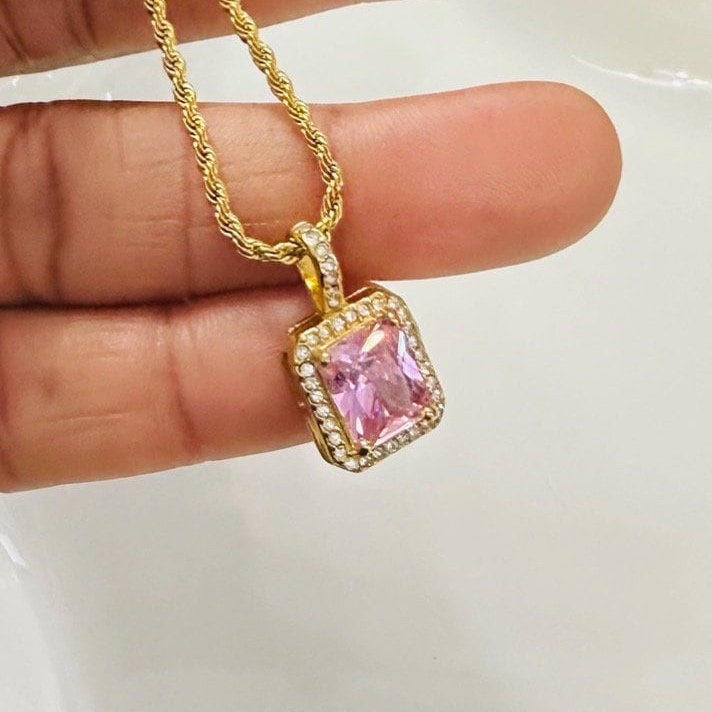 Dazzling Zirconia Pendant Necklace
