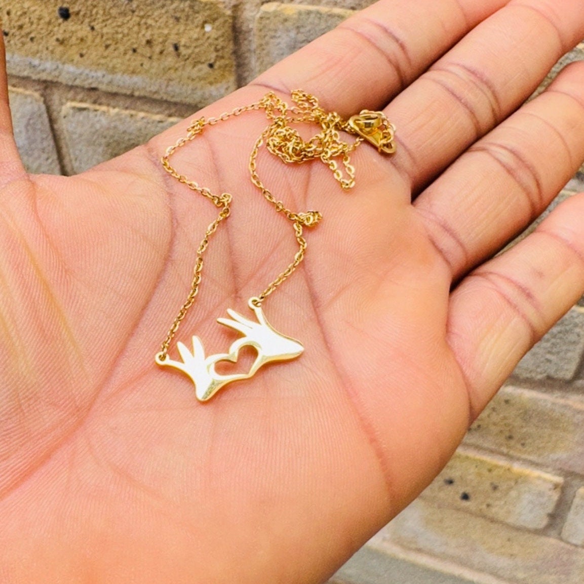 Cute Hand and Heart Gesture Pendant Necklace