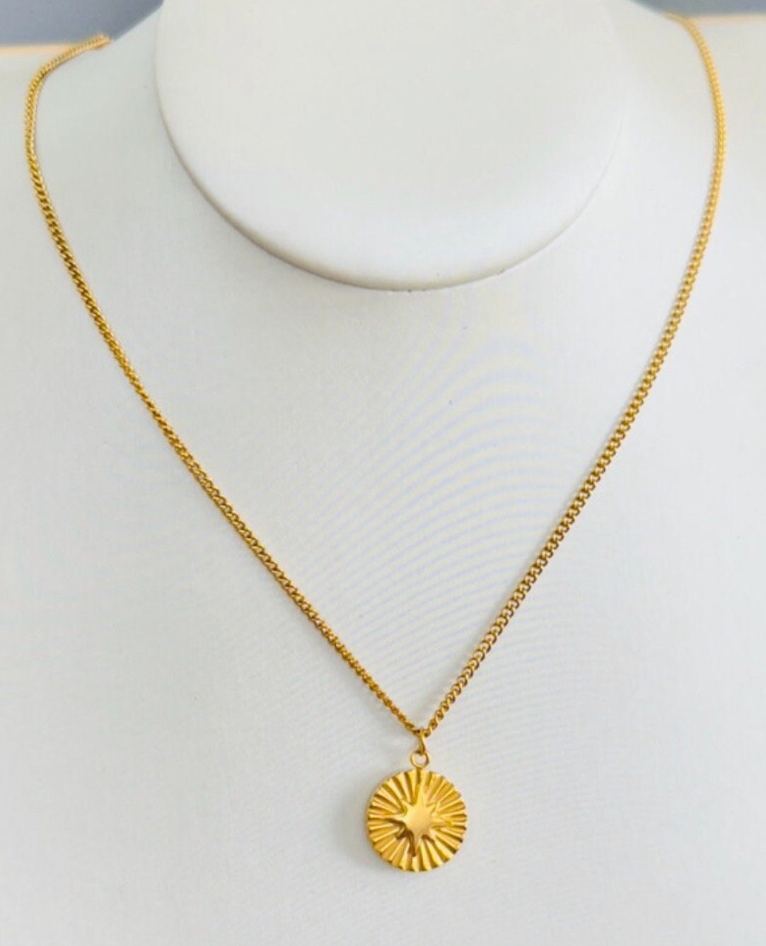 Round 18K Gold Sunshine Pendant Necklace