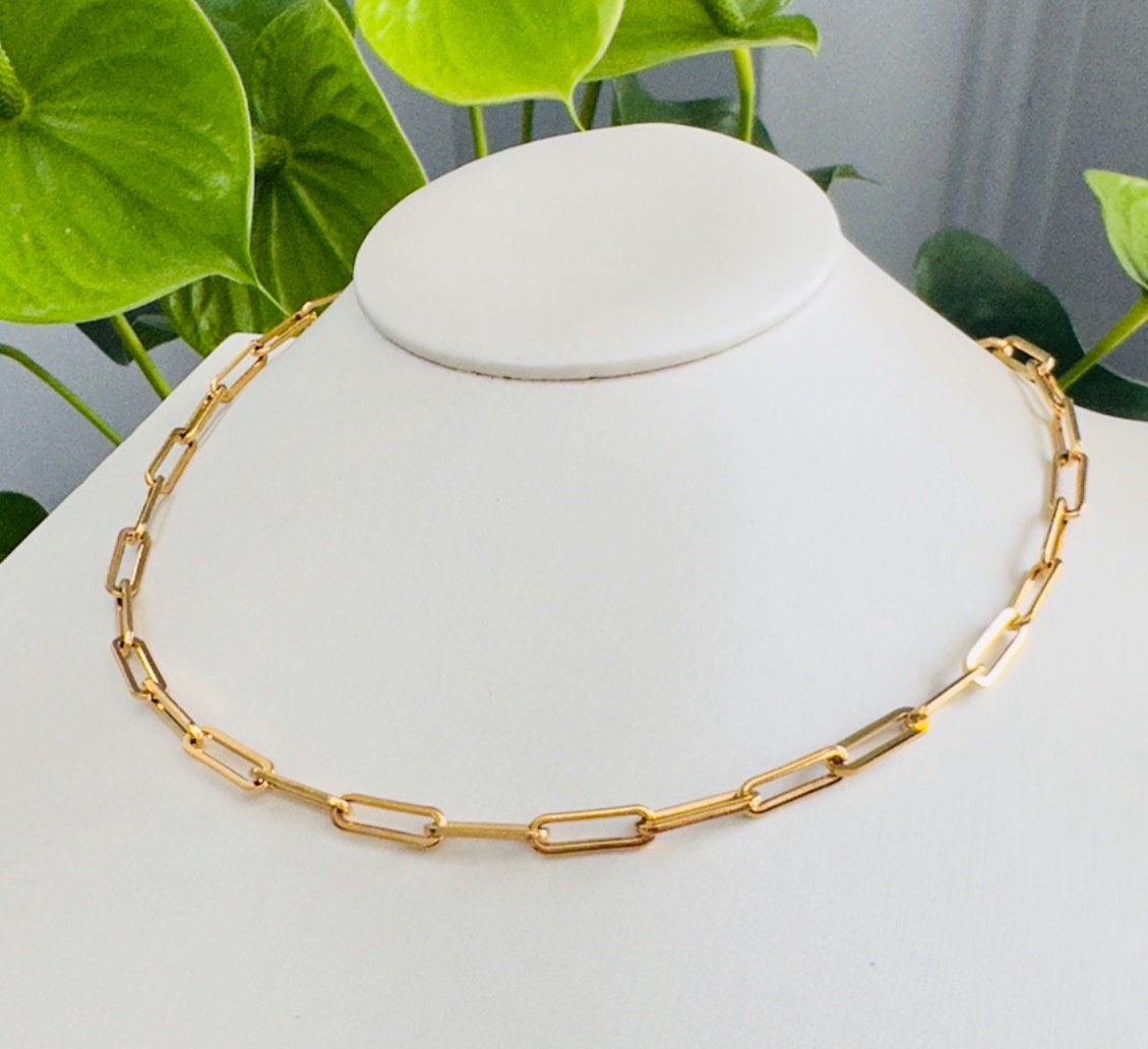 Stylish Gold Link Paperclip Necklace