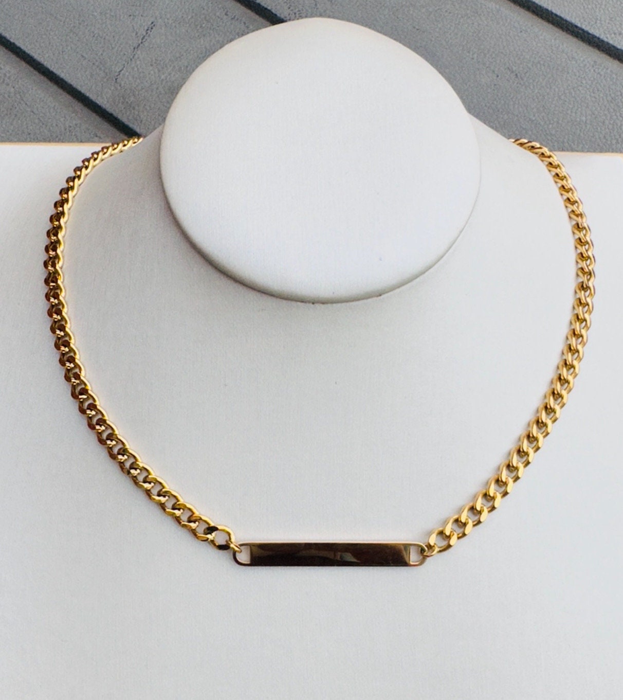 Luxurious Gold Bar Necklace