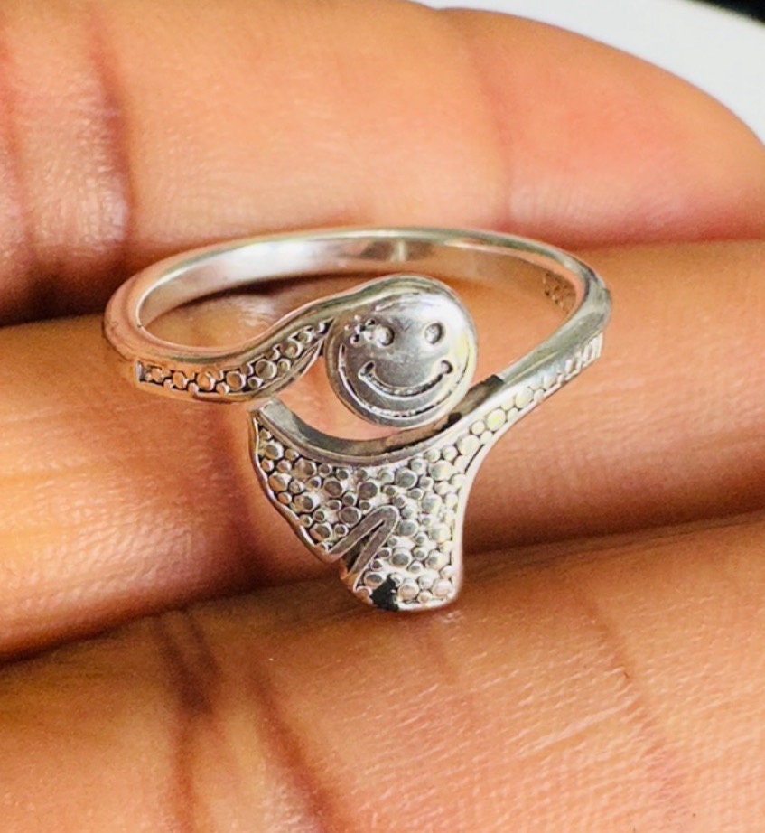 Cool Retro Signet Ring