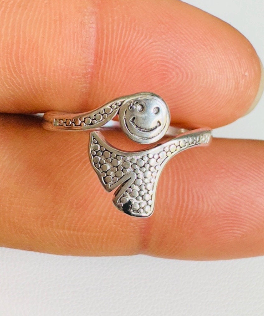 Cool Retro Signet Ring
