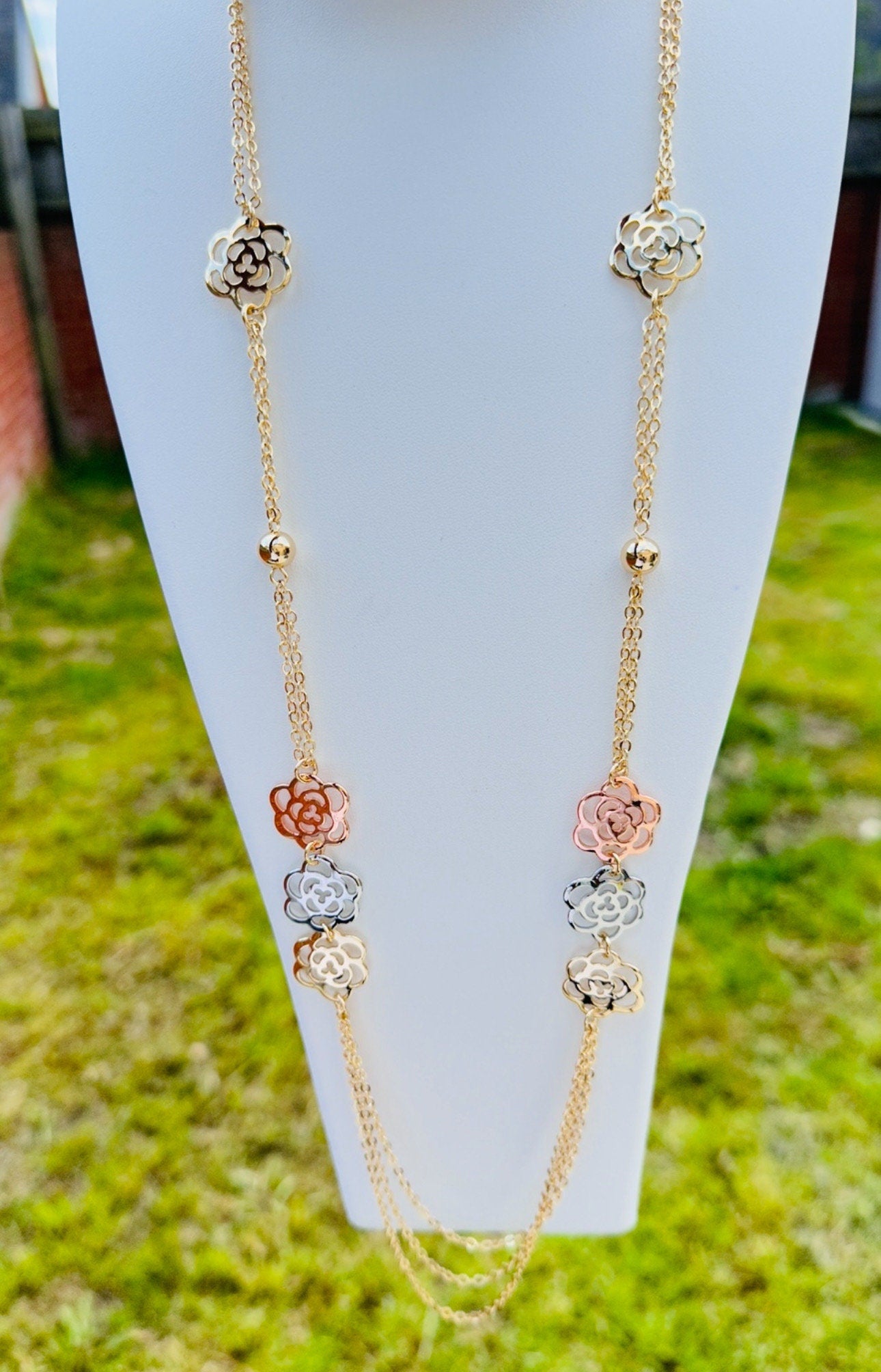 Long Flower Necklace