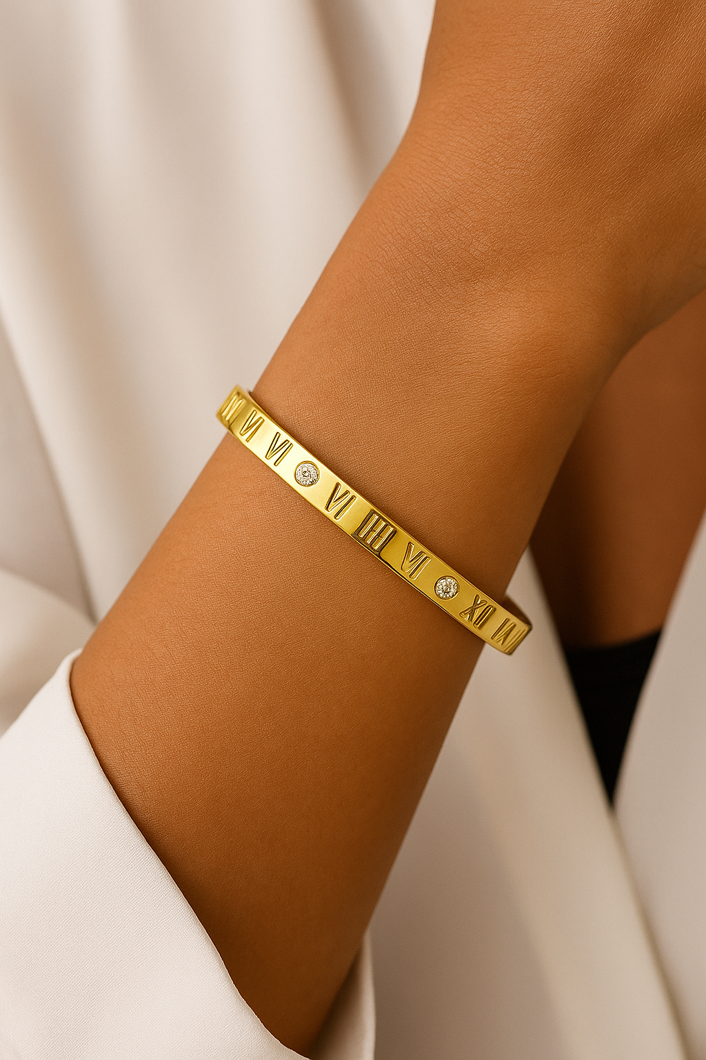 18K Gold Plated Roman Numeral Bangle – Stainless Steel | Crystal Accents | Luxury Minimalist Bracelet for Women