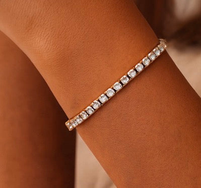 18K Gold Classic Tennis Necklace and Bracelet Set