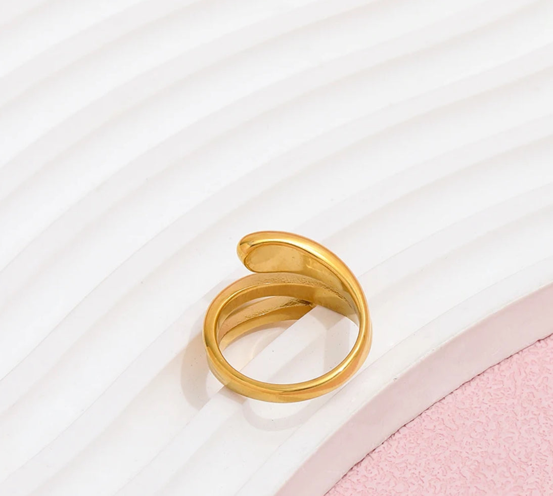 Elegant Multi-Layer Gold Ring