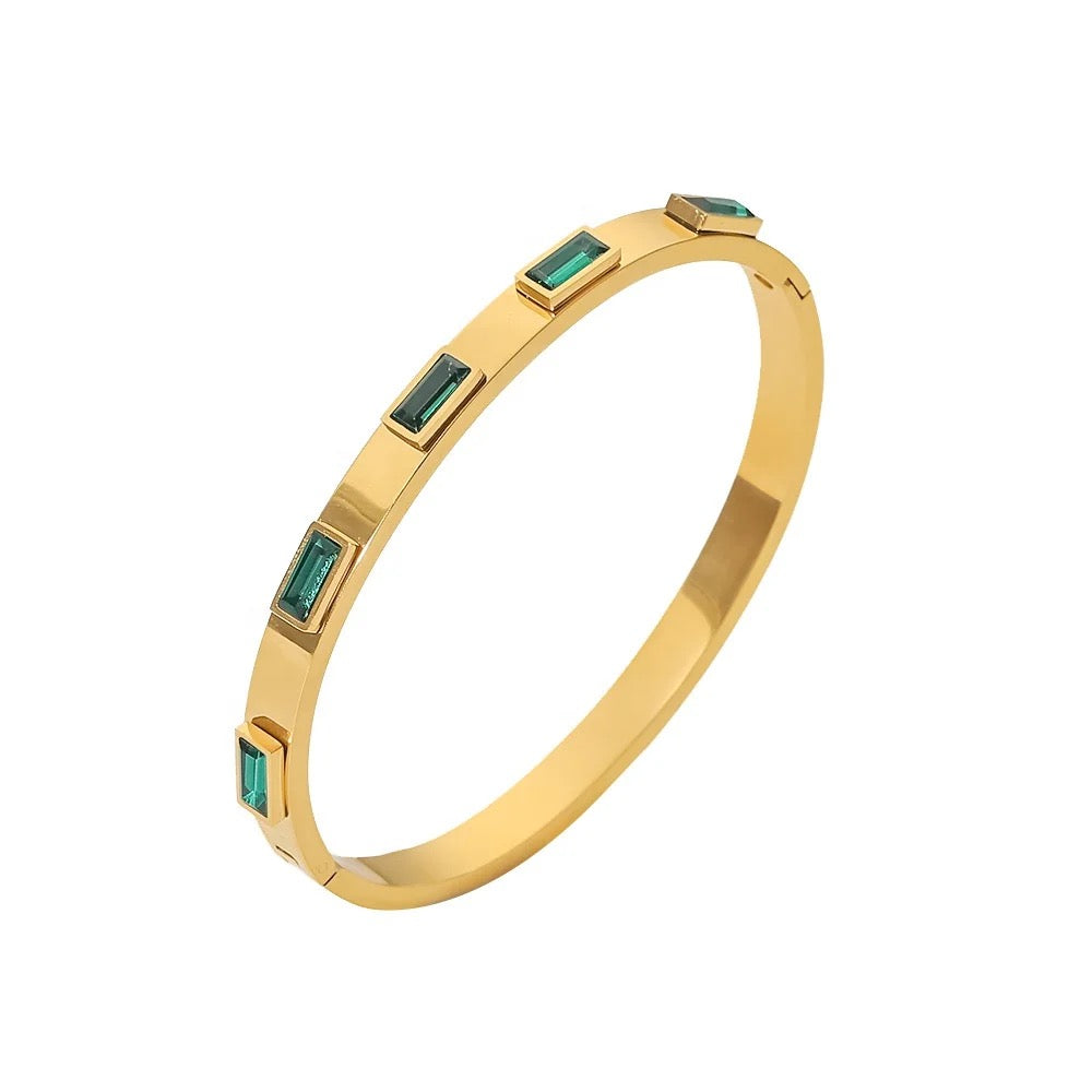 Chic Gold Bracelet with Green Stones