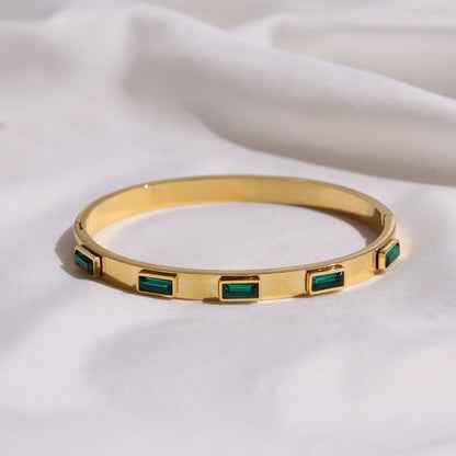 Chic Gold Bracelet with Green Stones