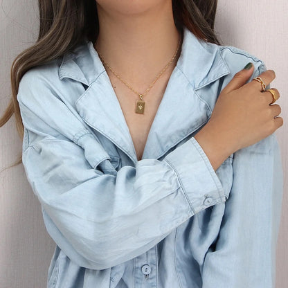 Stunning 18K Gold Plated Star Burst Pendant Necklace