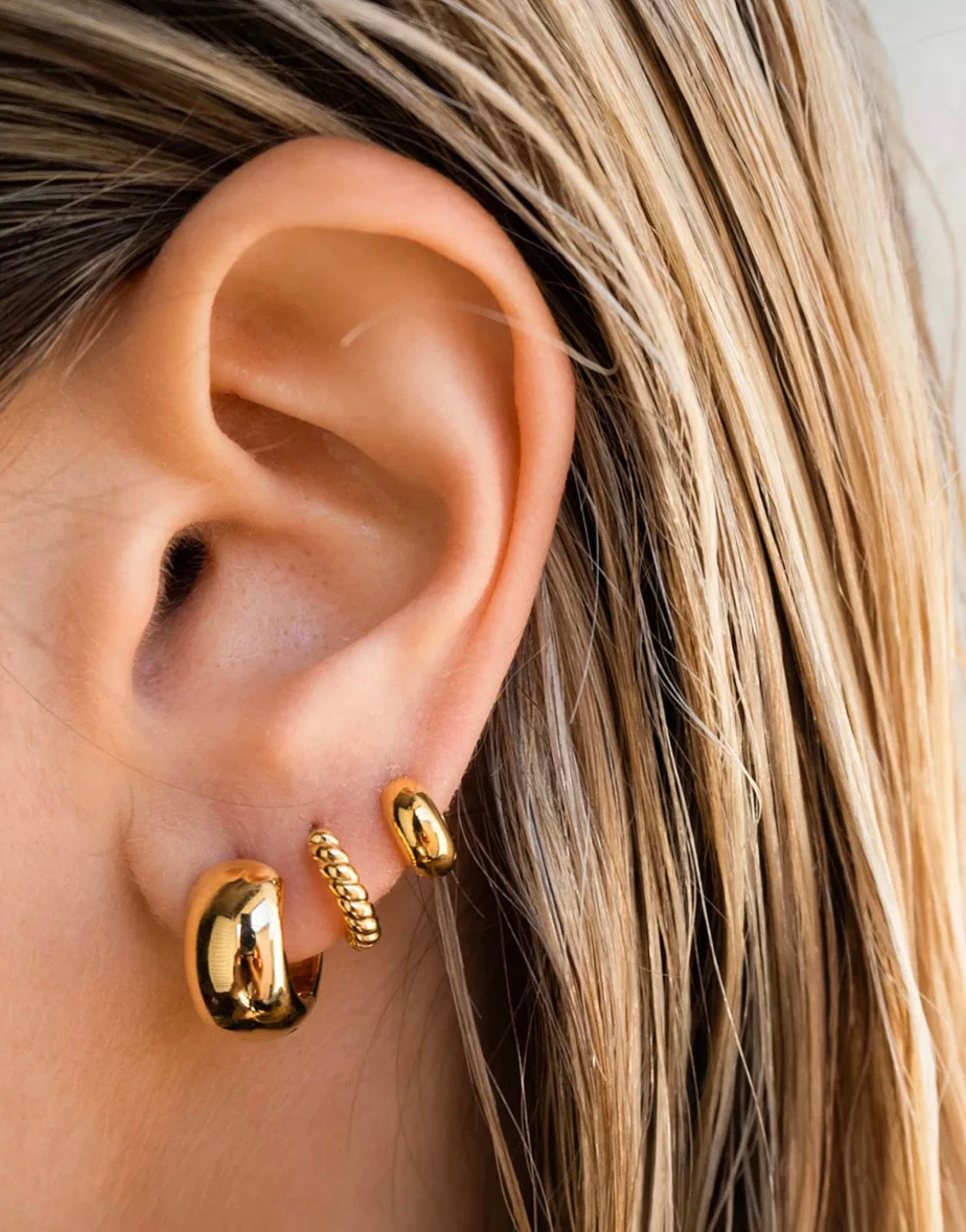 18K Gold Plated Waterproof Minimalist Hoop Earring