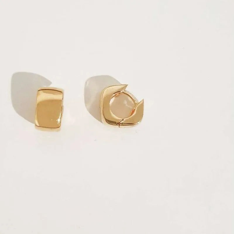 Unique Chunky Square Huggie Hoop Earring