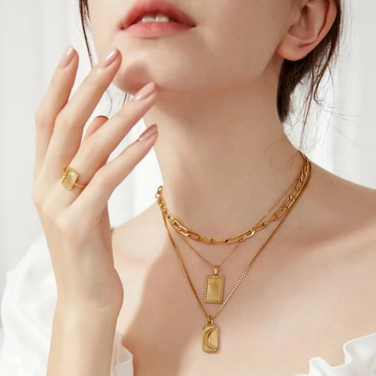 Dainty Moon Rectangle Pendant Necklace