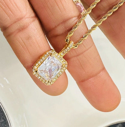 Dazzling Zirconia Pendant Necklace