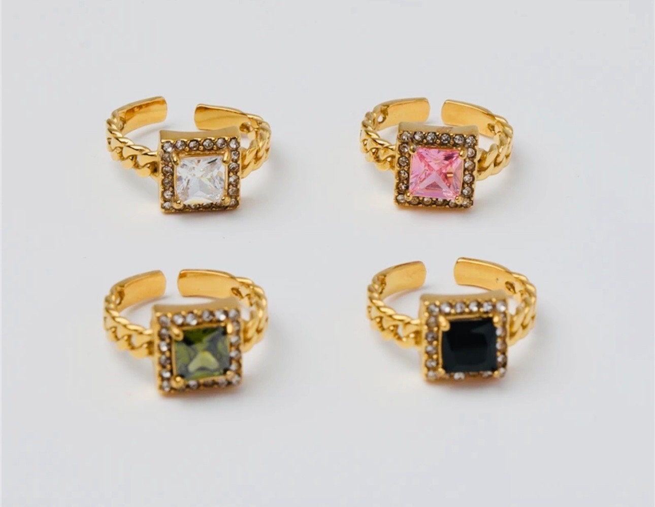 Elegant Cubic Zirconia Adjustable Ring - Gold