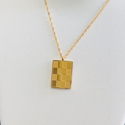 Stylish Square 18K Gold Pendant Necklace