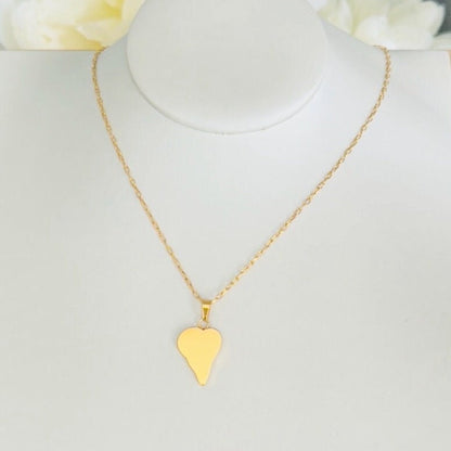 Elegant Gold Heart Minimalist Necklace