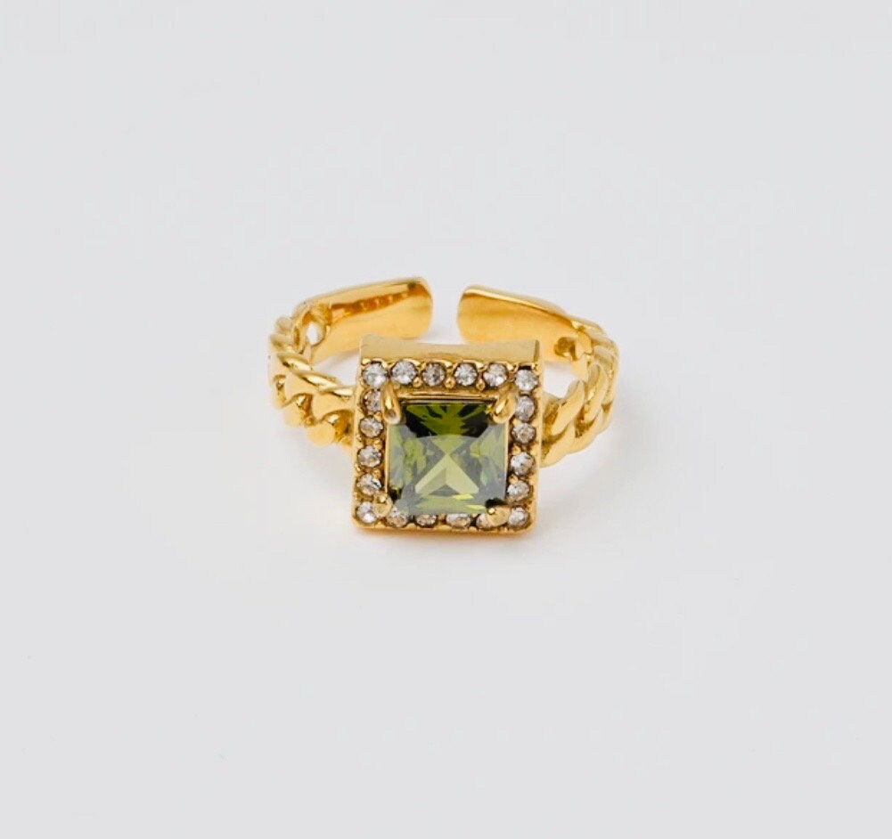 Elegant Cubic Zirconia Adjustable Ring - Gold