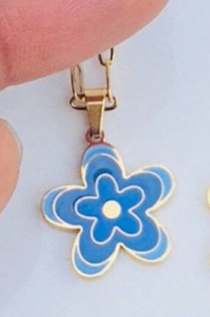 Elegant 18K Gold Plated Flower Pendant Necklace