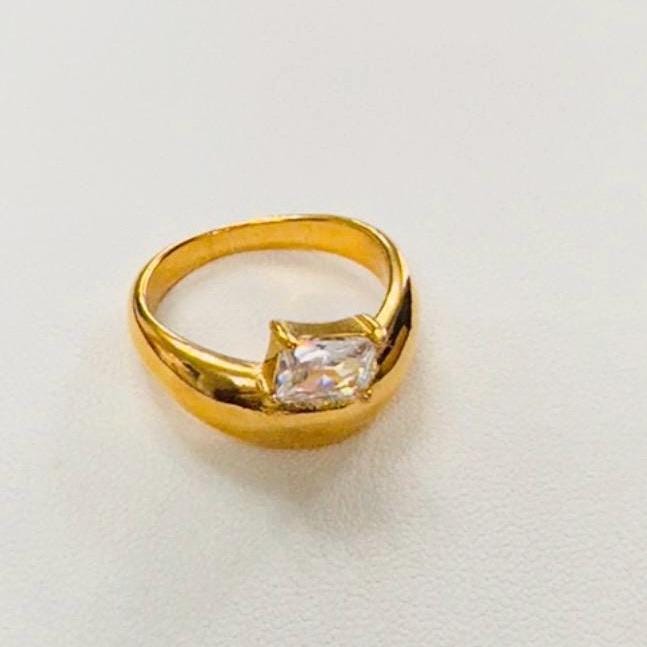 Cubic Zirconia Minimalist Ring - Gold