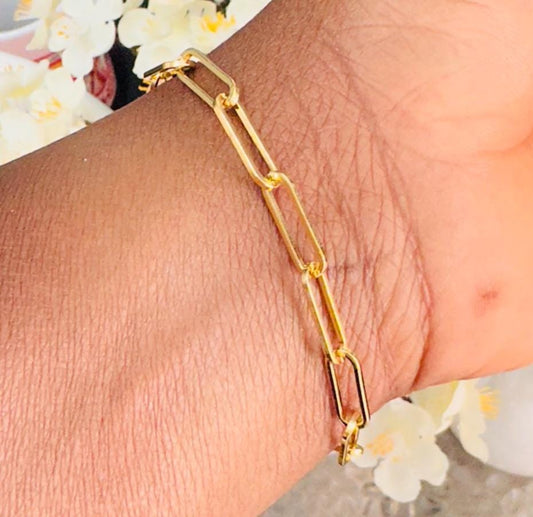 Chic Gold Link Paperclip Chain Bracelet