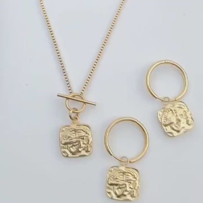 Stylish Texture Toggle Square Pendant Necklace