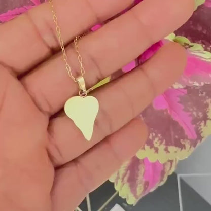 Elegant Gold Heart Minimalist Necklace