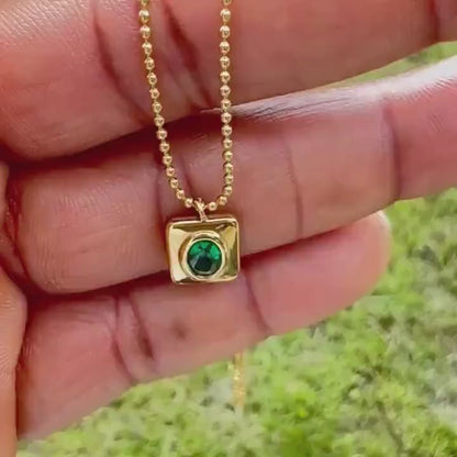 Small Zircon Pendant Necklace